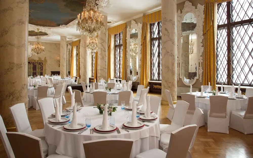 هتل هیلتون مسکو لنینگرادسکایا